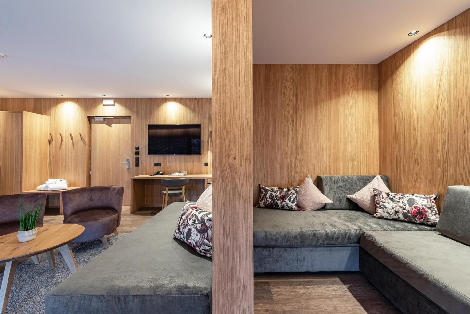 Hotel Langhof Natz-Schabs 外观 照片